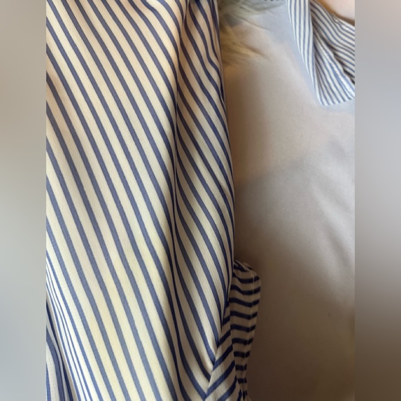 Gaby style stripes 👗 - Picture 2 of 4